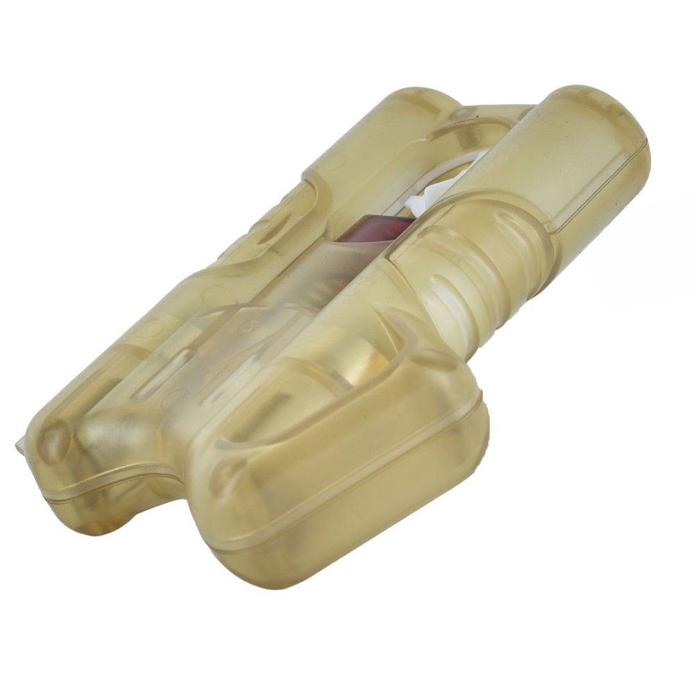 Vista 3/4 spray al peperoncino ANGY Gold in plastica trasparente dorata con impugnatura ergonomica e caricatore rosso visibile